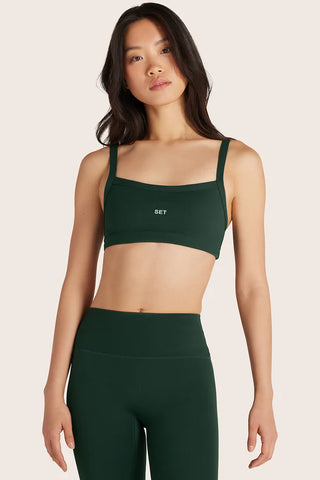 (bloopers) sporty scoop bra