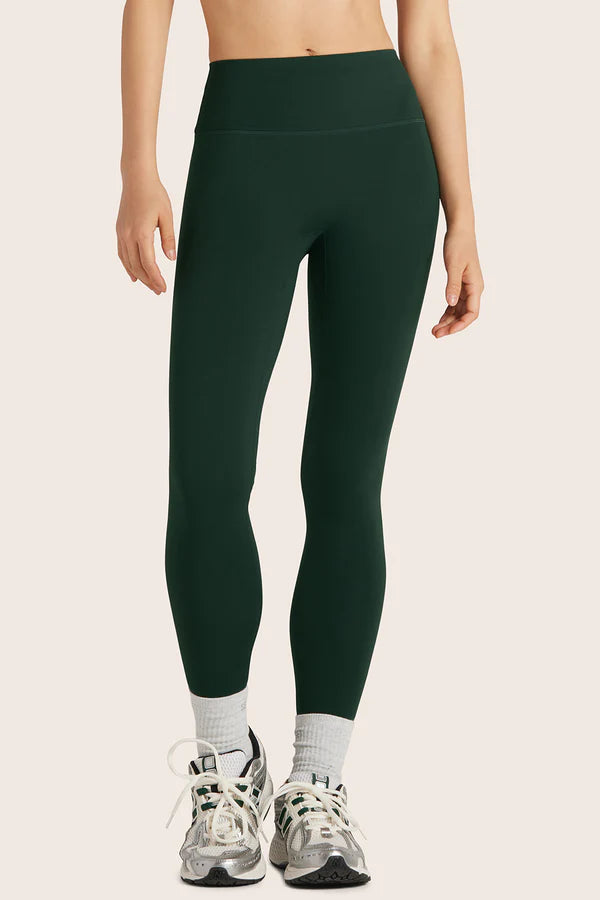 (bloopers) sporty mid-rise leggings
