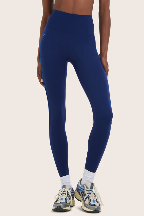 (bloopers) sporty pipe leggings