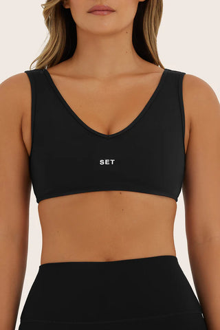 sporty dip bra