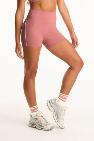 cloud parke pipe shorts