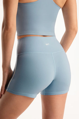 cloud parke pipe shorts